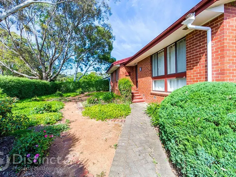 16 Gollan Street, Evatt, photo 9