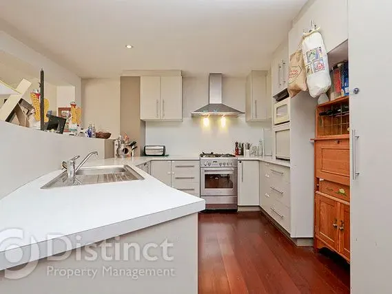 13 Strong Place, Belconnen, photo 2