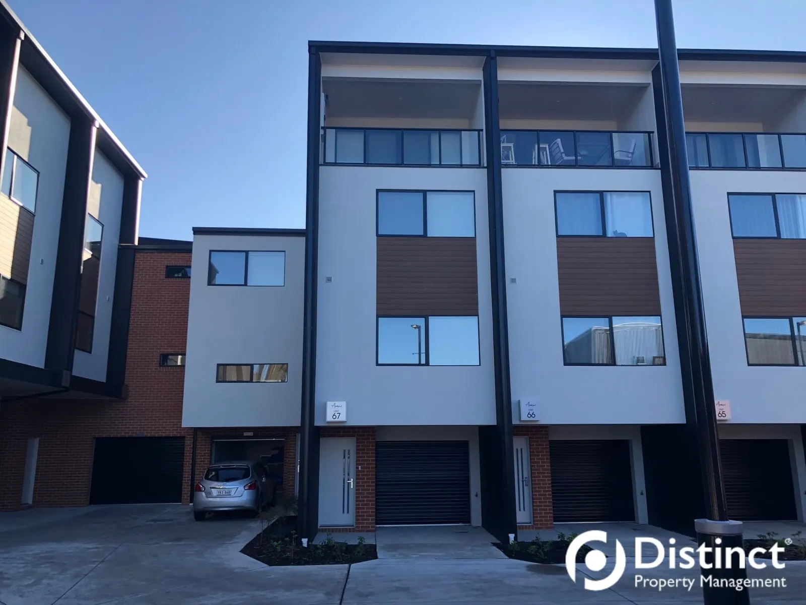 67/45 Athlon Drive, Greenway, photo 1