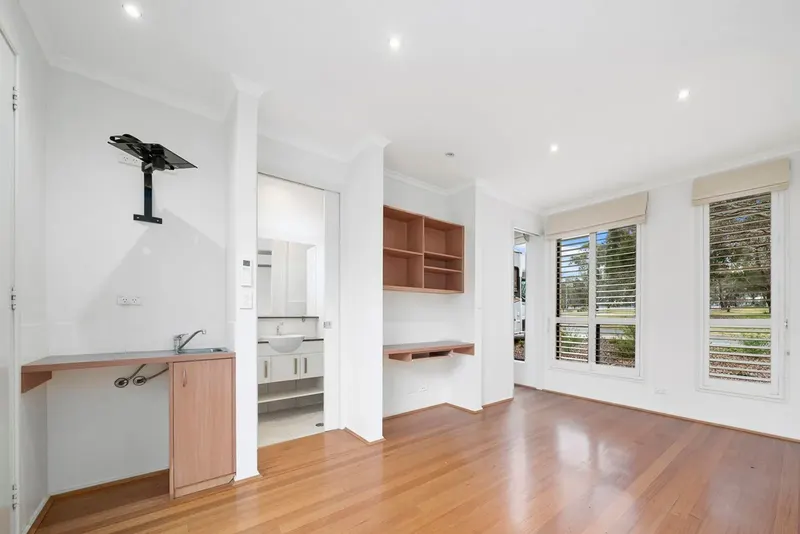 4/5 Foxton Crescent, Fadden, photo 4