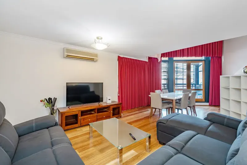 90/66 Allara Street, City