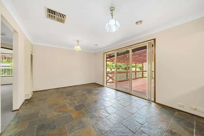 20 Gabriel Avenue, Jerrabomberra, photo 8