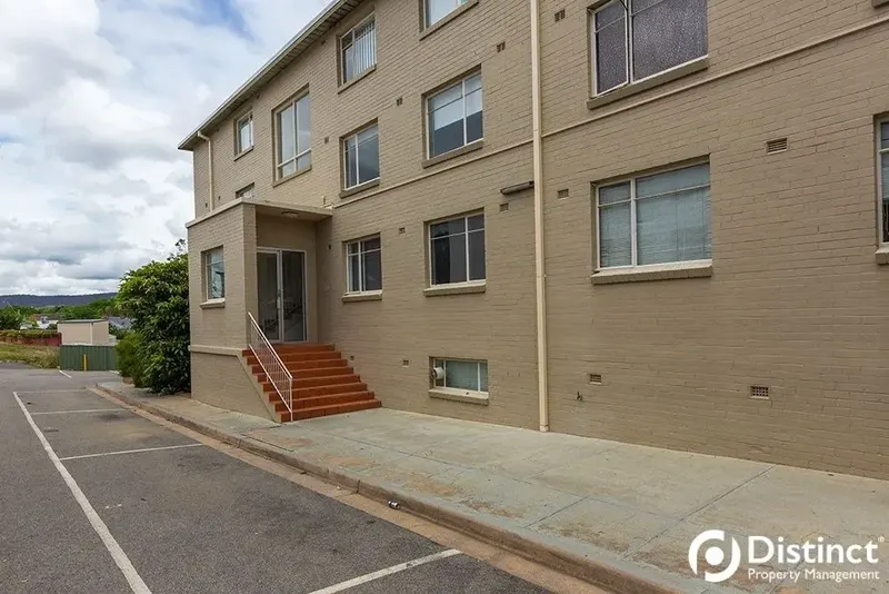 9/10 Stornaway Road, Queanbeyan