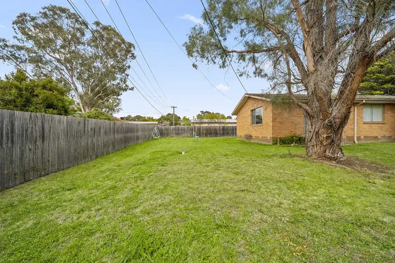 2/3 Carron Street, Page, photo 11