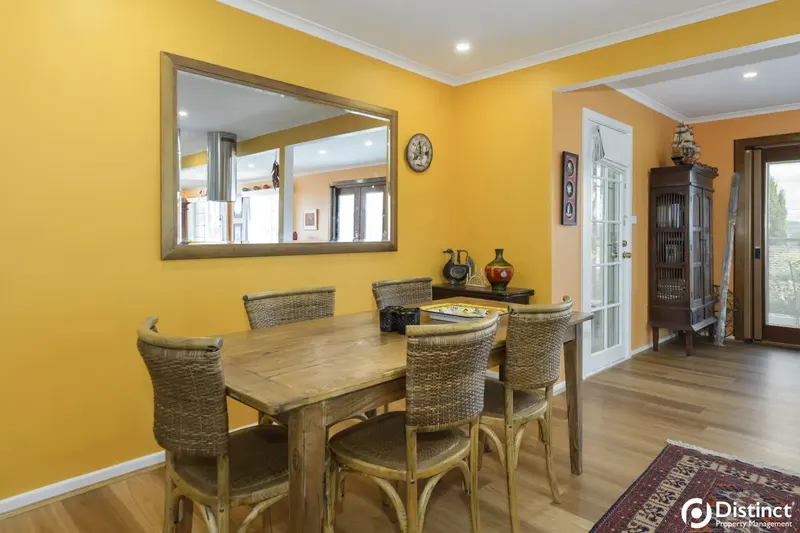 44 Hawkesbury Crescent, Farrer, photo 9