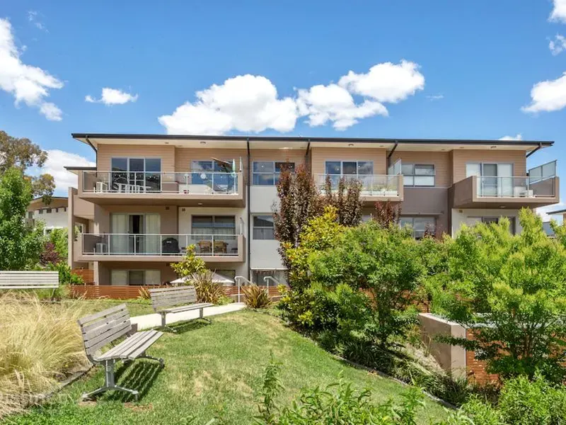 187/15 Mower Place, Phillip, photo 1