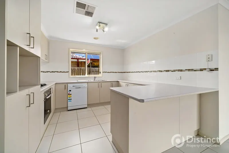 13 Clendinnen Street, Dunlop, photo 2