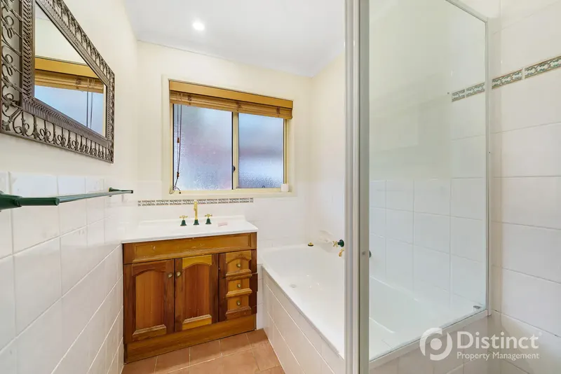 23 Windradyne Street, Ngunnawal, photo 12