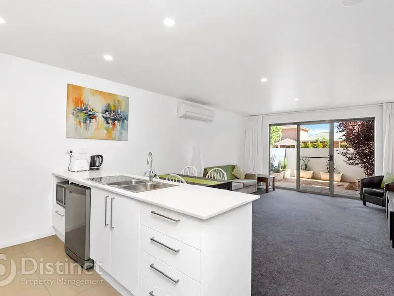 15/4 Sapling Street, Harrison, photo 2