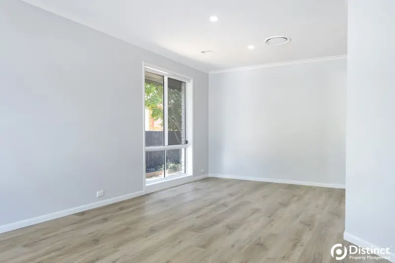 4 Mundang Cres, Ngunnawal, photo 8