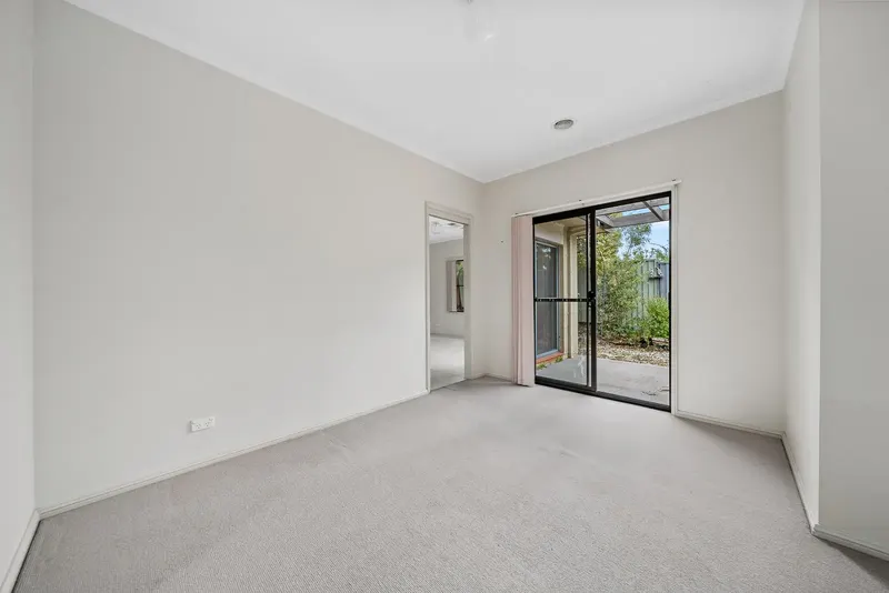 2/31 Raymond Street, Ainslie, photo 3