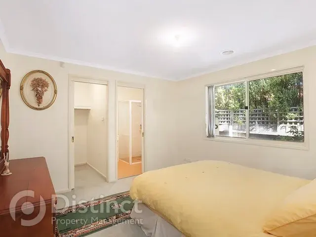 1 Thomas Royal Gardens, Queanbeyan East, photo 4