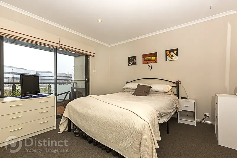 21/114 Athlon Drive, Greenway, photo 6