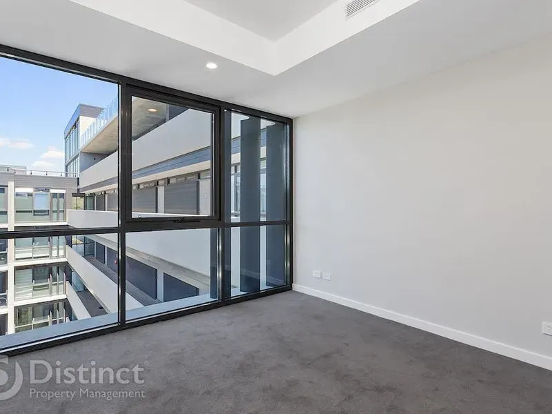 526/20 Anzac Park, Campbell, photo 4