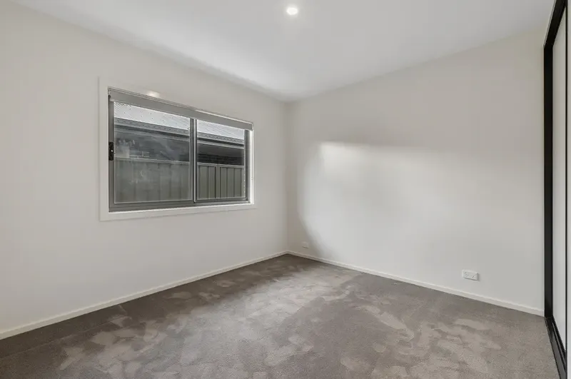 13 Halliday Street, Googong, photo 9