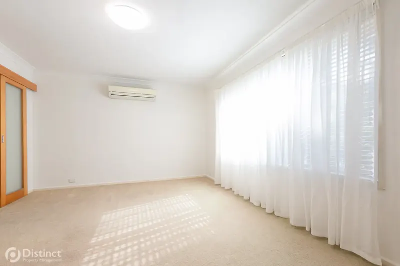 28 Wirraway Crescent, Scullin, photo 6