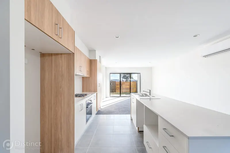 2/14b Rosenberg Street, Throsby, photo 4