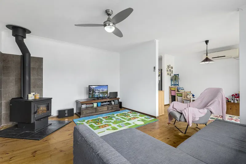 16 Glenelg Street, Kaleen ACT 2617, photo 5