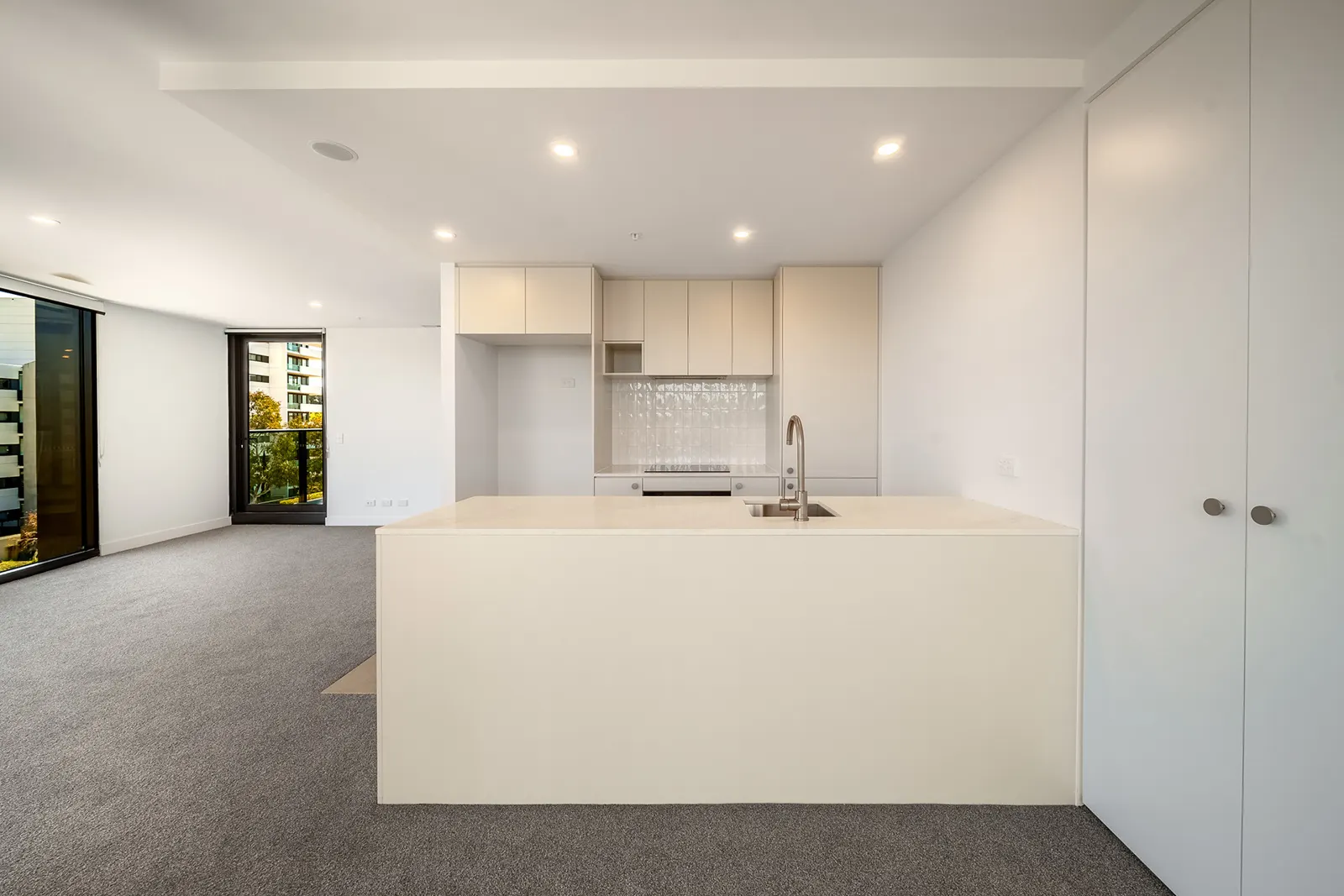 403/220 Melrose Drive, Phillip, photo 1