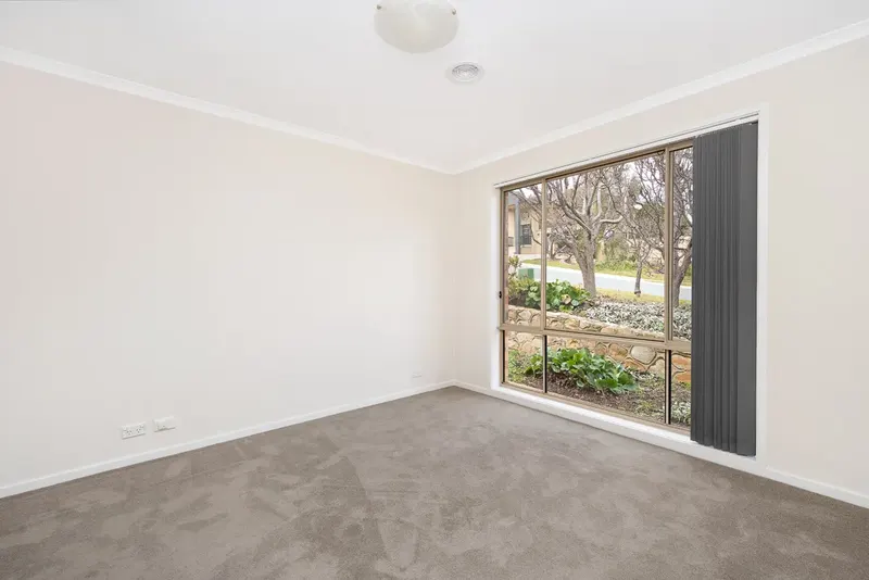 4 Mount Warning Crescent, Palmerston ACT 2913, photo 9