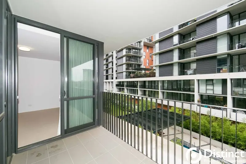 88/99 Eastern Valley Way, Belconnen, photo 2