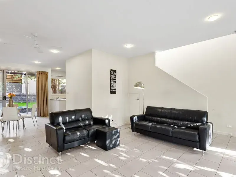 10 Dobikin Street, Crace, photo 6