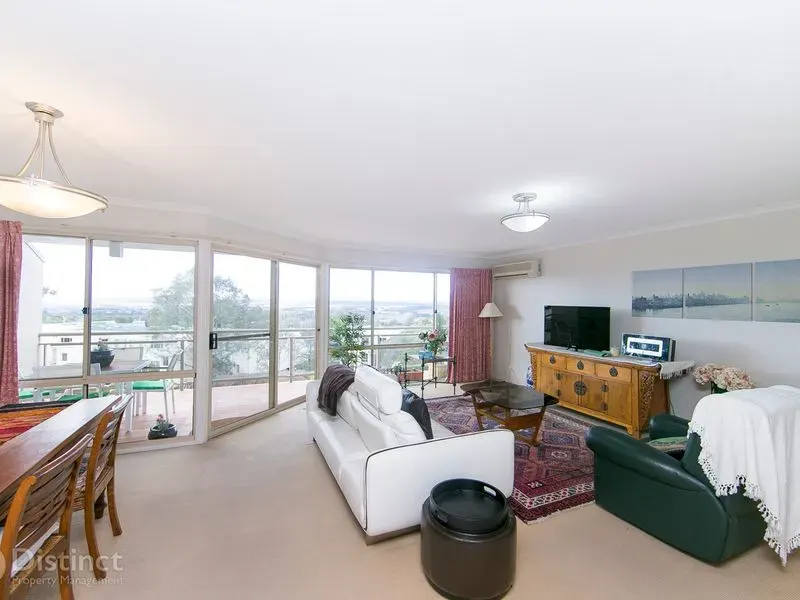 11/34 Leahy Close, Narrabundah, photo 3
