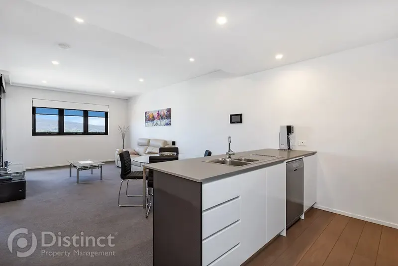 705/102 Northbourne Avenue, Braddon, photo 3