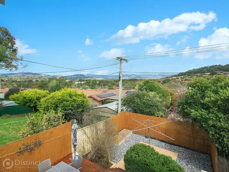 118 Jackie Howe Crescent, Macarthur, photo 13