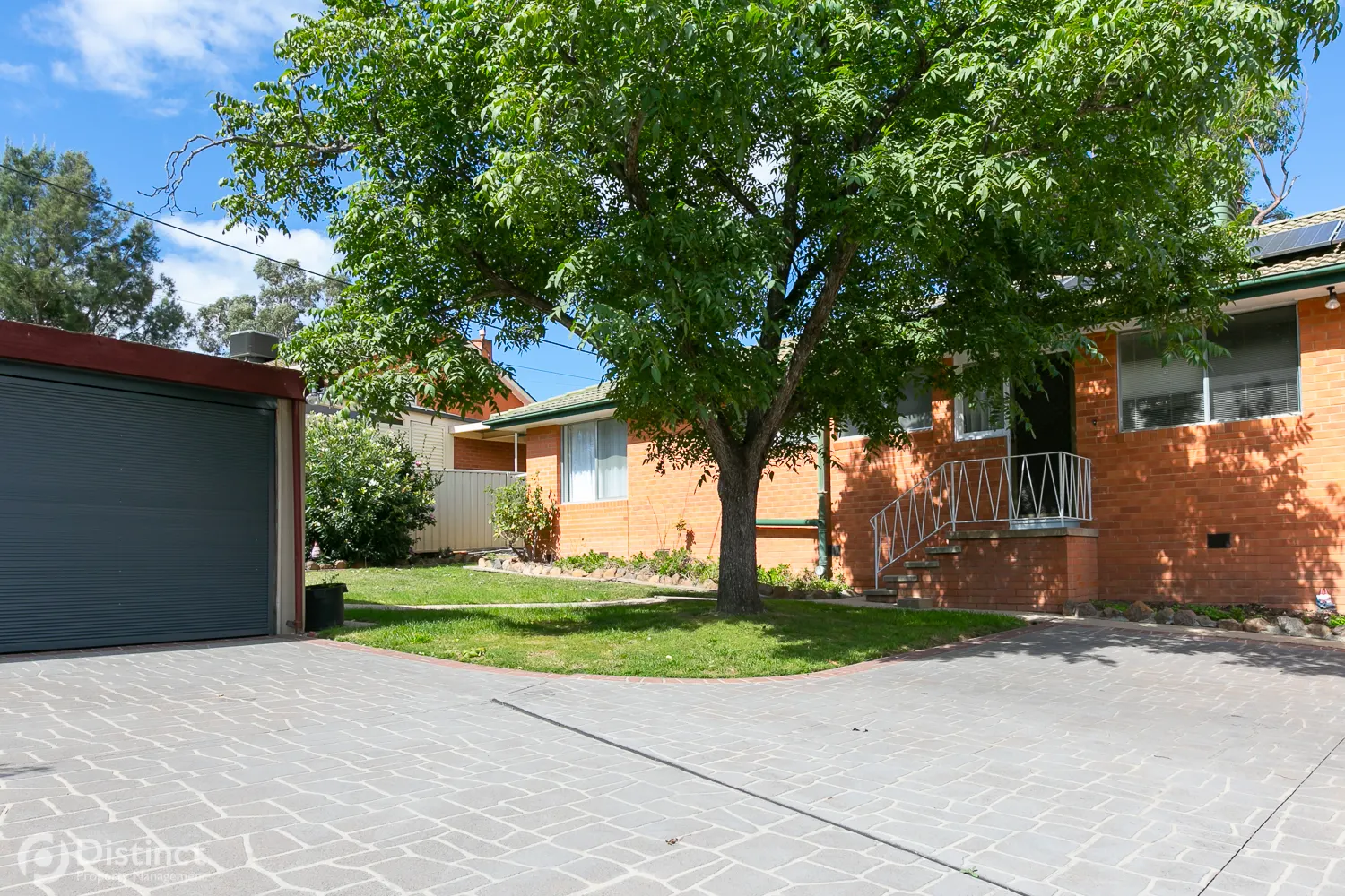 30 Robson Street, Garran, photo 1