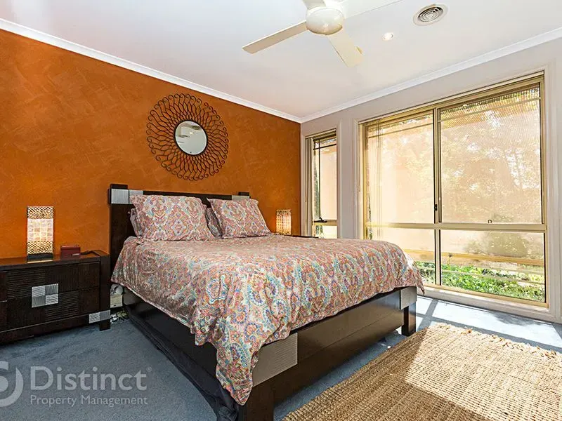 2 Camphorwood Close, Jerrabomberra, photo 6