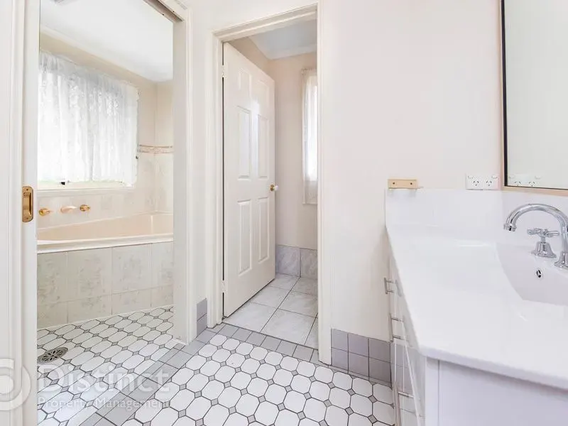 14 Anne Clark Avenue, Nicholls, photo 11