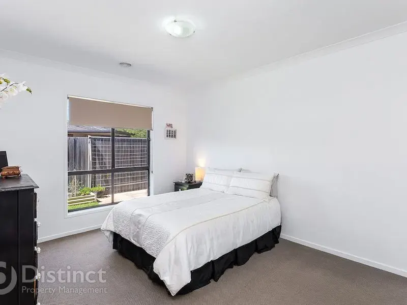 28 Constance Stone Street, Macgregor, photo 10