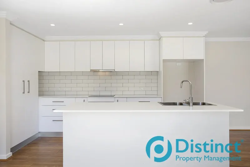 8b Kellway Street, Evatt, photo 3