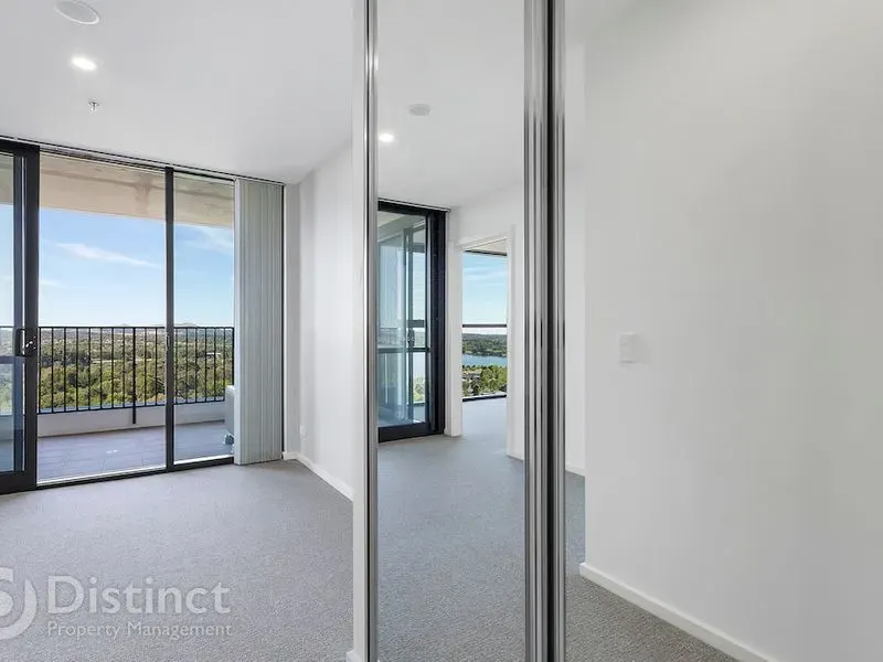 1607/120 Eastern Valley Way, Belconnen, photo 6