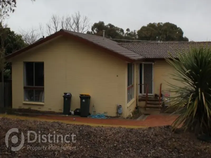 8 Dalgleish Close, Spence