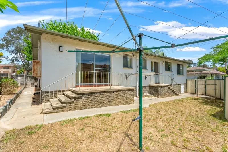 8 Belconnen Way, Page, photo 11