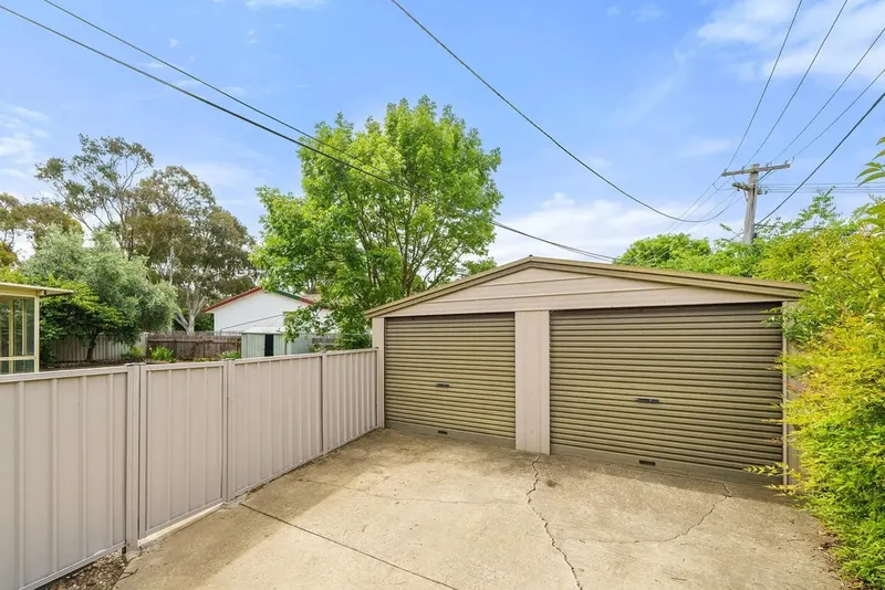 54 Castley Circuit, Kambah, photo 16