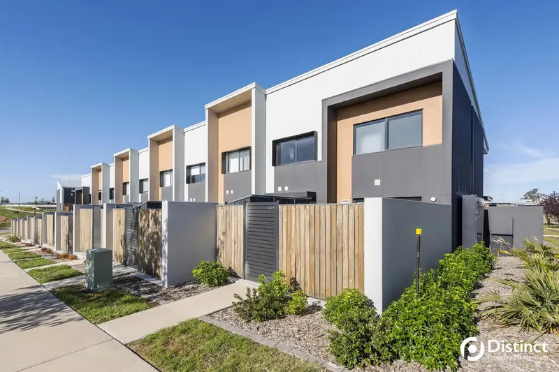 21/30 Bon Scott Crescent, Moncrieff, photo 2