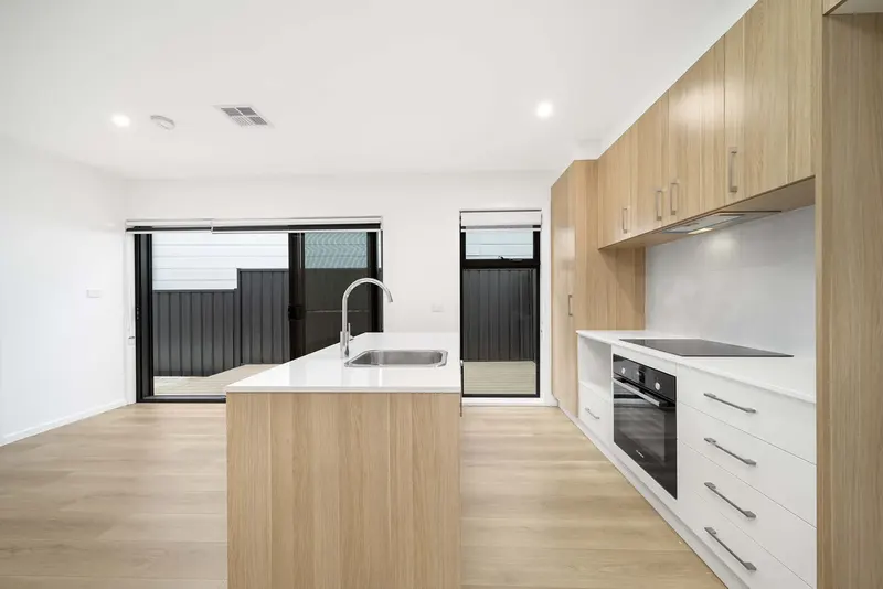 1a/33 Sculthorpe Avenue, Whitlam, photo 4