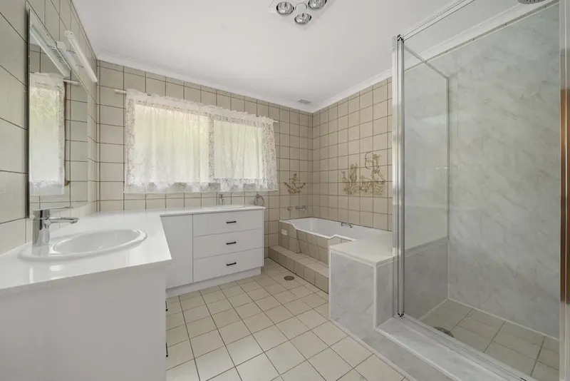 11 Bainton Crescent, Melba, photo 14