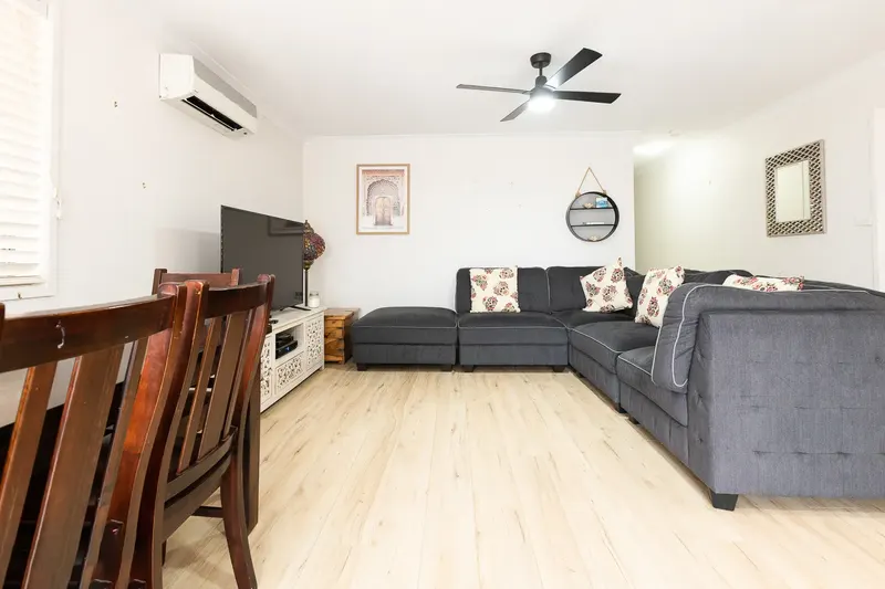 32 Isbister Street, Macgregor, photo 5