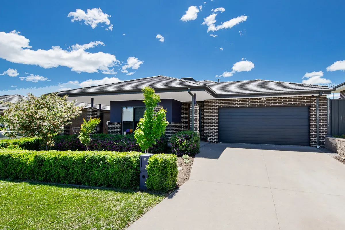 11 Metcalf Street, Googong, photo 1