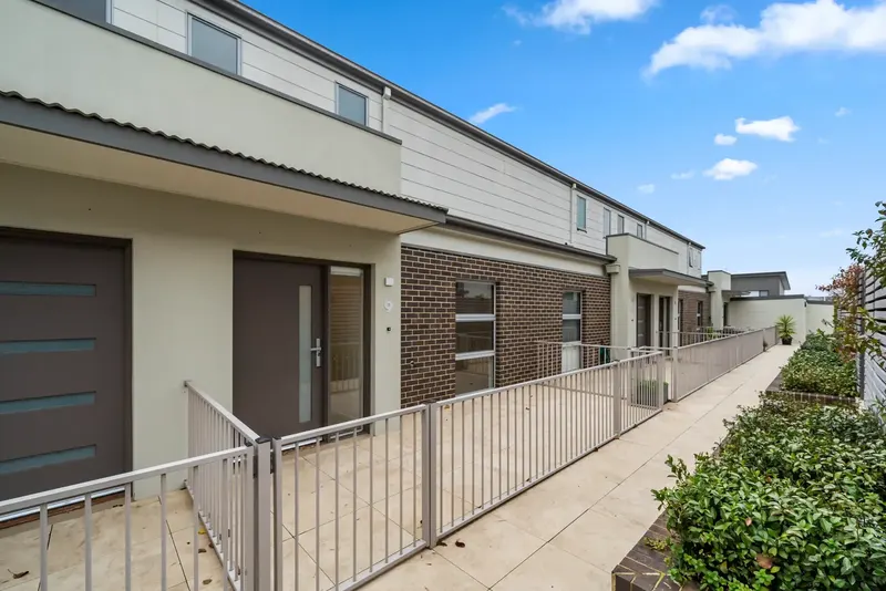 9/101 Eggleston Crescent, Chifley, photo 12