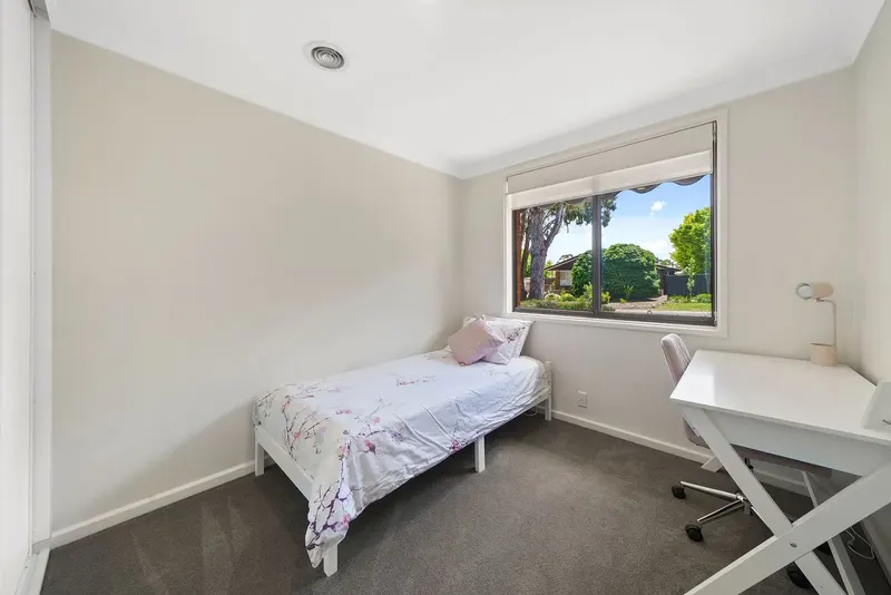 56 Vanzetti Crescent, Kambah, photo 16