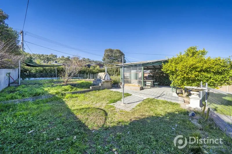 33 Baskerville Street, Chisholm, photo 15