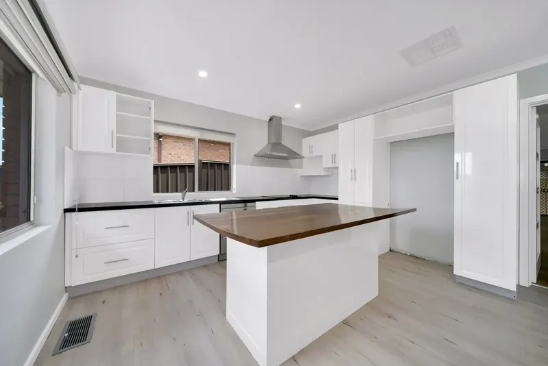 12 Waterloo Street, Queanbeyan NSW 2620, photo 5