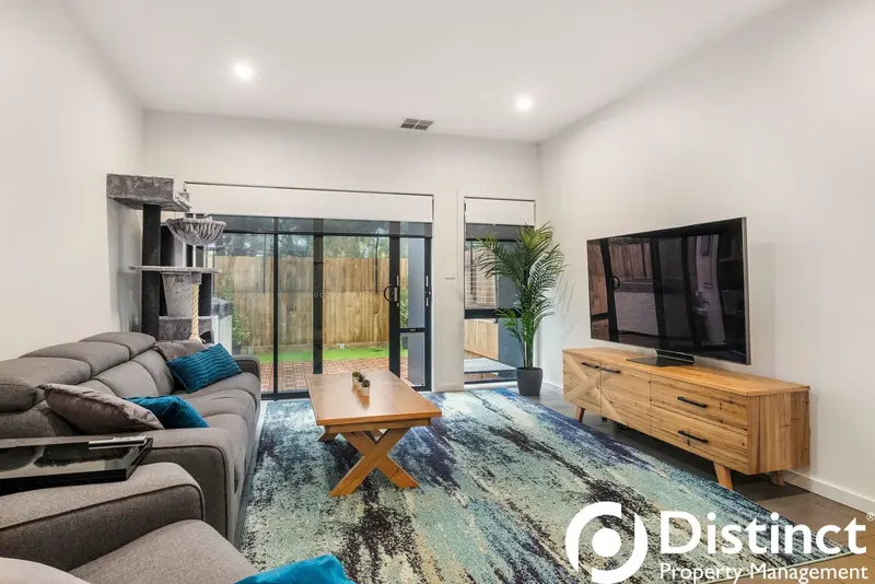 93/1 Rowland Rees Crescent, Greenway
