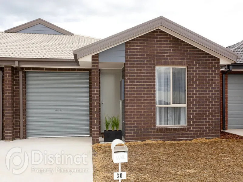 30 Yerradhang Street, Ngunnawal, photo 1