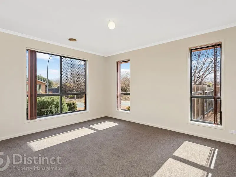 14 Polwarth Circuit, Dunlop, photo 7